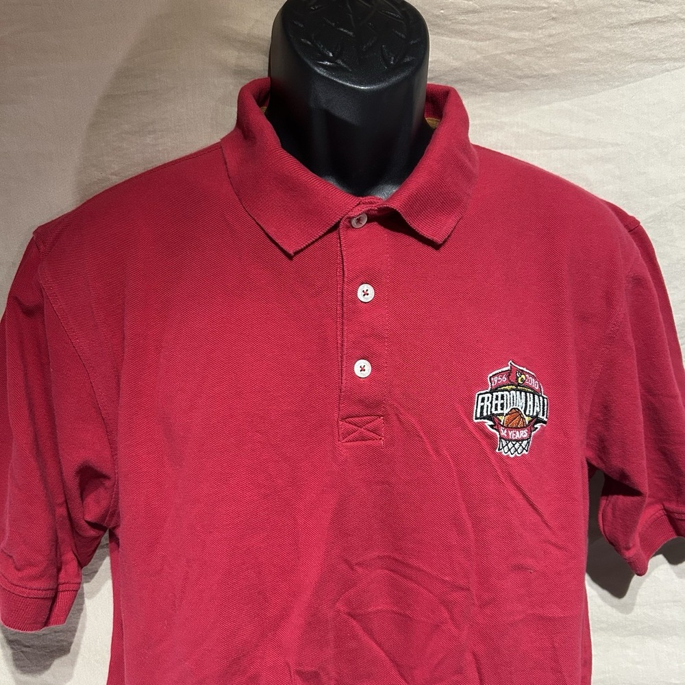 Harriton Louisville Cardinals Freedom Hall Commemorative Polo Shirt Mens L Red